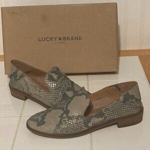 Lucky Brand LK-CAHILL Chinchilla Slither  Loafer  Leather upper Size 6M